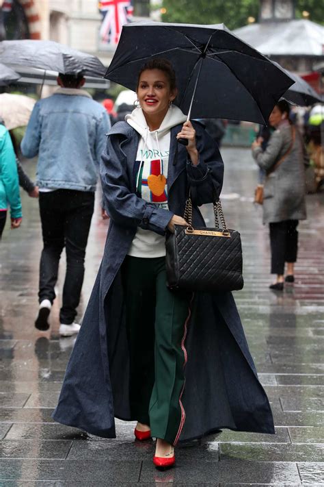 Ashley Roberts Keeps It Stylish As She Arrives In The Rain At Global