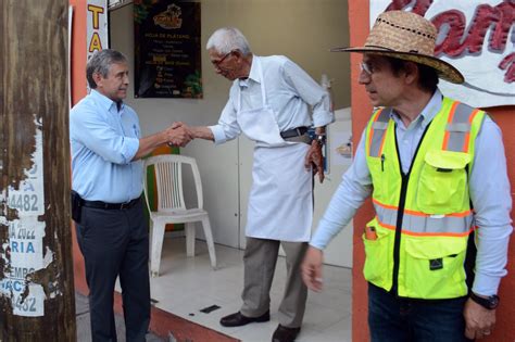 B1211 17 08 23 SUPERVISA JOSÉ LUIS URIÓSTEGUI AVANCES DE LA OBRA DE