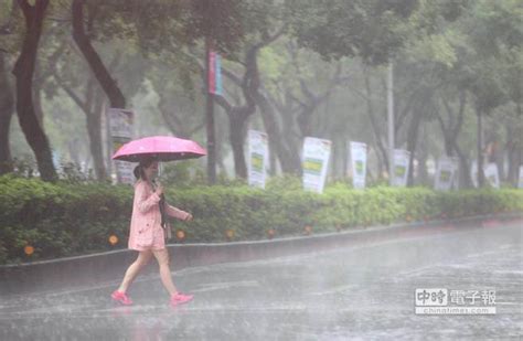 「冷心低壓」來襲！氣象局：明午後雷雨會特別猛烈 時事 中時新聞網