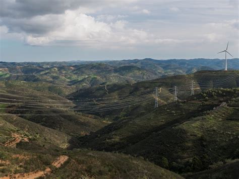 REN faz primeira emissão de obrigações verdes