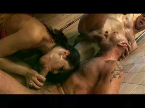 Surprise Bisexuelle Pour Son Anniversaire Video Porno Gay Crunchboy