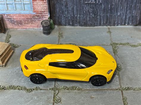 Đồ Chơi Mô Hình Siêu Xe Hot Wheels C Koenigseegg Gemera