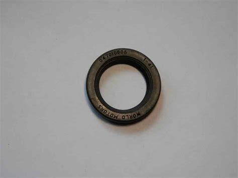 Сальник коленвала малый (24х35х7) б/п Дружба, Урал . | Купить запчасти ...