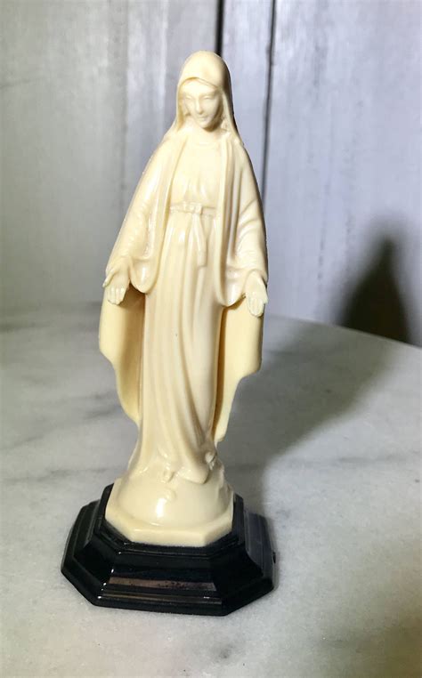 Vintage Virgin Mary Statue Vintage Out Lady Of Grace Statue Etsy