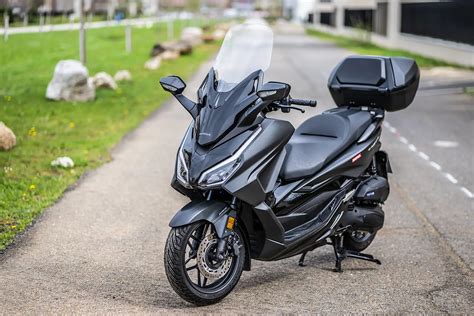 Honda Forza PCX SH 125 Lequel Choisir Urbaanews