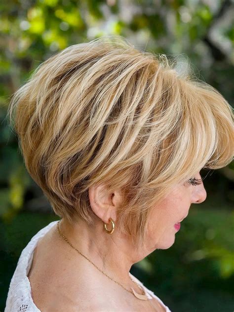 33 Cute Stacked Bob Haircuts Trending in 2023