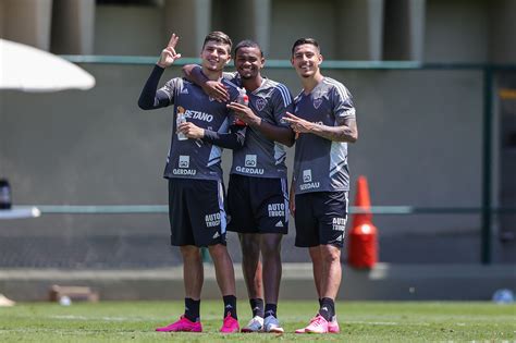 Para manter esquema do Atlético MG Felipão tem a chance de tirar