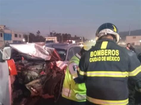 Registran Tres Accidentes En Carretera México Puebla Combi Choca Y Deja Prensado A Un Pasajero