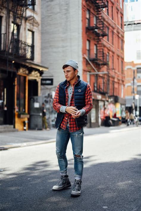 Flannel is Back- Men's Flannel Outfit Ideas for a Dashing Style - Men's ...