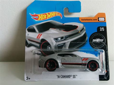 Машинка базовая Hot Wheels Camaro SS серый купить с доставкой по выгодным ценам в интернет