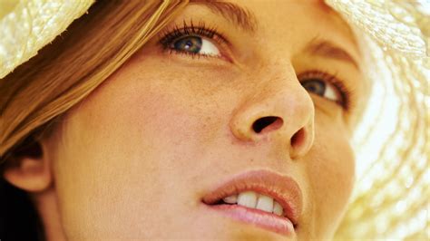 Крем с SPF для жирной кожи: обзор 6 солнцезащитных средств