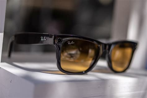 Meta and Ray-Ban’s Smart Glasses Ignore Why Google Glass Failed