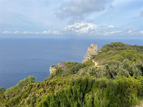 Trekking Allisola Di Gorgona Escursionismoit