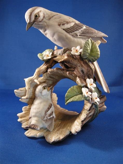 Homco Masterpiece Porcelain Mocking Bird Figurine