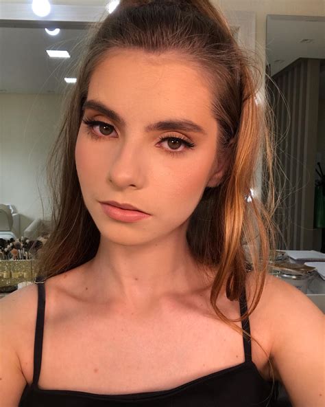 Camila Costa Makeup added a new... - Camila Costa Makeup