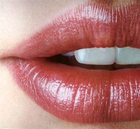7 Tricks To Make Your Lips Look Younger - Corinna B's World
