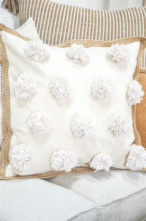 So Pretty Pom Pom Pillow Diy Stonegable