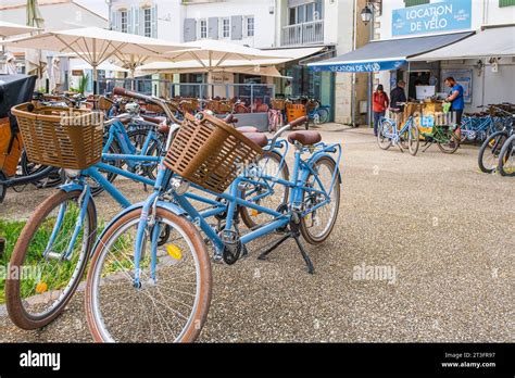 bike rental shop  res stock photography  images alamy