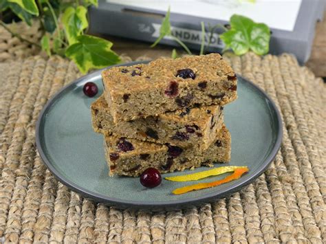 Vegan Fruity Flapjack Tray Traybakes Pullin S Bakery