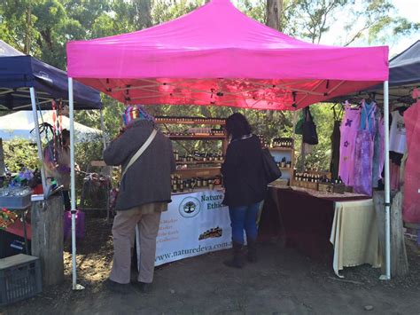 Nature Deva Stal St Andrews Community Market