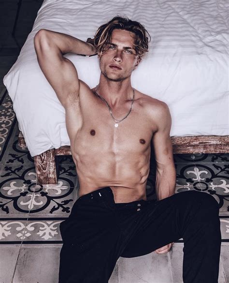 Hot Dudes Good Mood On Twitter RT ItsToddW