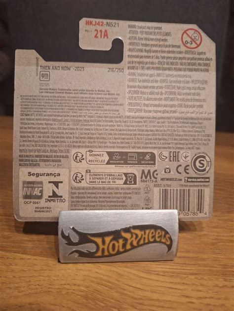 Hot Wheels Then and Now Corvette S Neu und originalverpackt in Adlikon für CHF