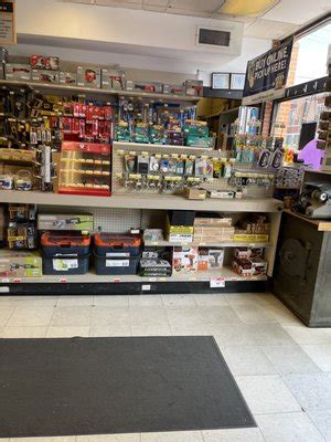 CRAFTY BEAVER - 23 Photos & 106 Reviews - 1522 W Lawrence Ave, Chicago, Illinois - Hardware ...