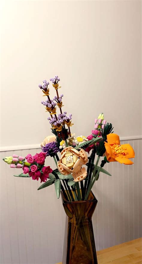 LEGO FLOWERS | Lego flower, Flowers, Pretty flowers