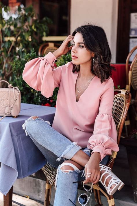 С чем носить розовые блузки и рубашки 2019-2020: 12 нежных идей для модниц