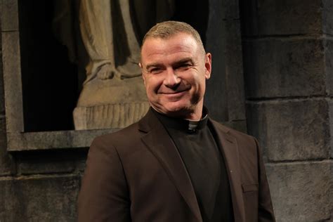 Liev Schreiber Details Scary Moment He Got Amnesia on Broadway Stage ...