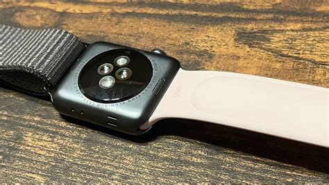 Apple Watchバンドの付け方・外し方を紹介｜注意すべきポイント