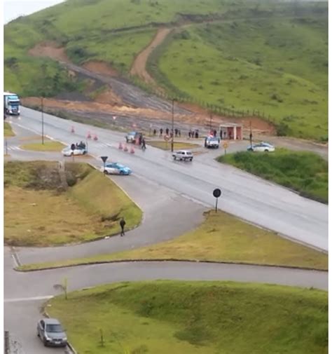 PM Faz Blitz Na Rodovia Do Contorno Em Volta Redonda Tribuna Sul