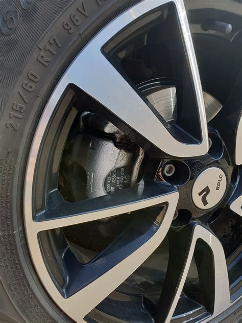 А тормоза то разные… — Renault Kaptur (2016), 1,6 л, 2016 года ...