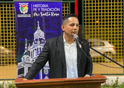 Alcalde Larry Vite Inaugura El Moderno Centro Deportivo Familiar En La