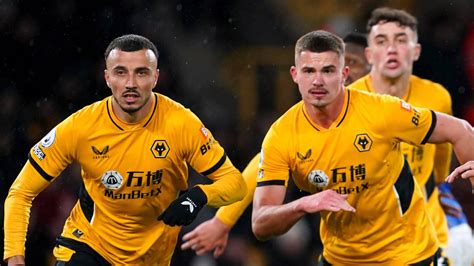 Romain Saiss Exit Looking Increasingly Likely With Dependable Wolves