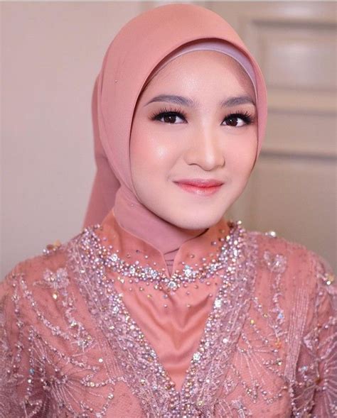 Makeup Wisuda Hijab Flawless Hijab Makeup Graduation Look Makeup Make Up Bridesmaid Hijab