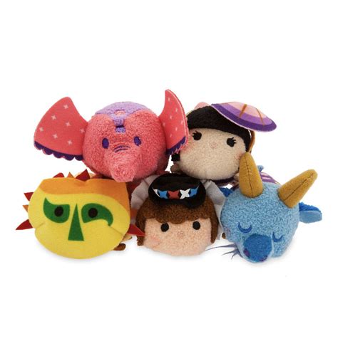 Disney Tsum Tsum Set Its A Small World Plush 9668