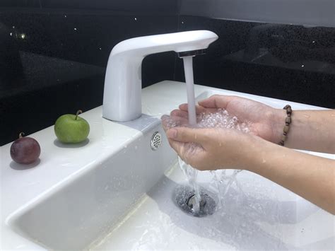 Advantages Of Touch Free Faucet Rajeyn Intelligent