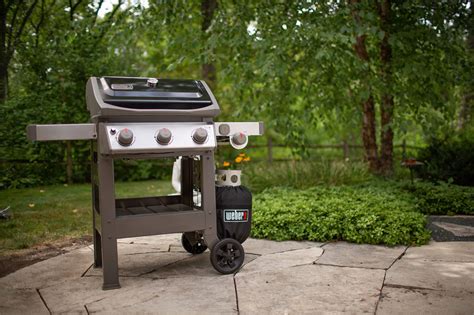 Газовый гриль Weber Spirit II E 320 GBS купить в Москве и Санкт