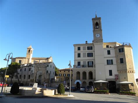 Morro D Alba AN Borgo Famoso Per Il Rinomato Vino Lacrima THE