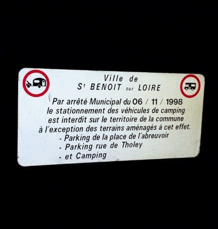 Interdiction de stationner en camping car à Saint Benoît sur Loire 45