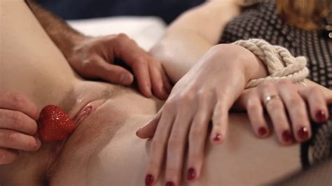 Tied Up Pussy Eating Makes Me Cum So Hard Close Up Clit Xhamster