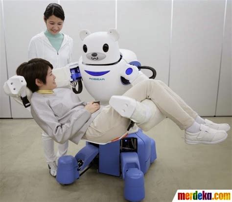 AKITA Jepang Perkenalkan Robot Canggih Jepang ROBEAR Robot Perawat