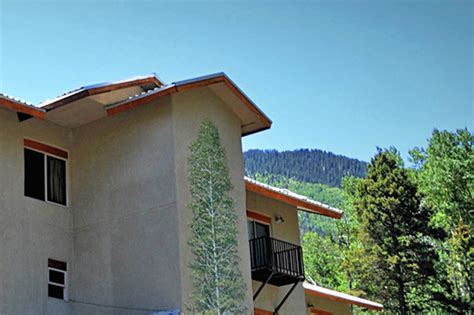 Taos Ski Valley Lodging - Hotels, Cabins & Condos