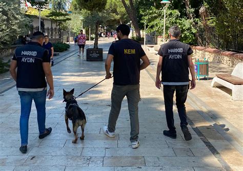 Polis ekiplerinden okul çevrelerinde sıkı denetim Aydın Haberleri