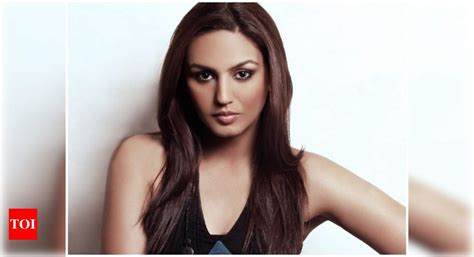 Huma Qureshi To Celebrate Her Birthday Away From Home Hindi Movie