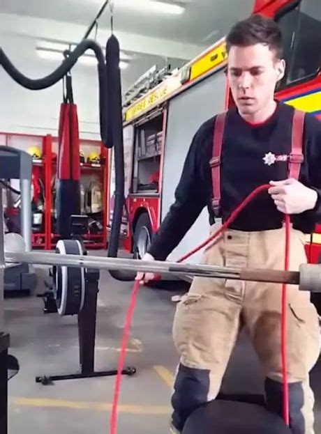 Firefighter S Knot Video Firefighter Knots Clove Hitch Knot