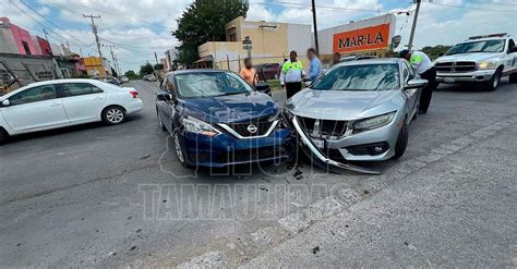 Hoy Tamaulipas Tamaulipas Mujer Se Pasa Alto Y Provoca Choque En