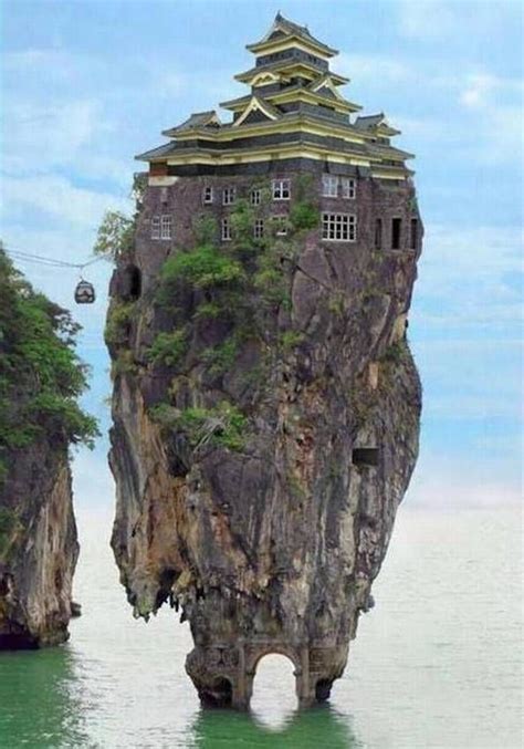 Оригинальные дачные домики 11 фото | House on the rock, Crazy houses ...