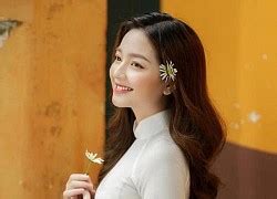 Đã mắt ngắm đường cong của hot girl Bình Dương được mệnh danh là tiên nữ hạ phàm Người đẹp